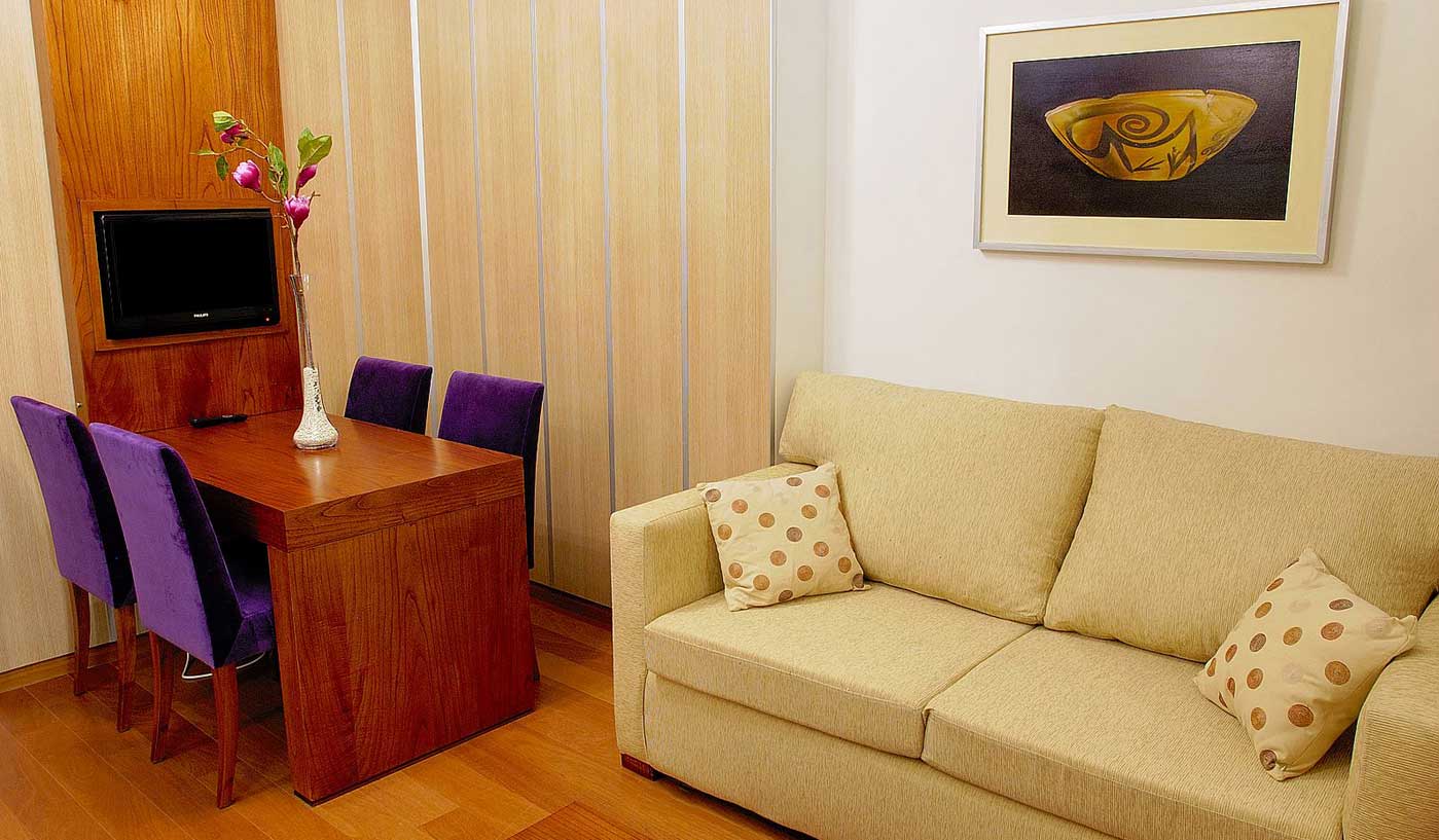 Spacious Studio in Five Star Building