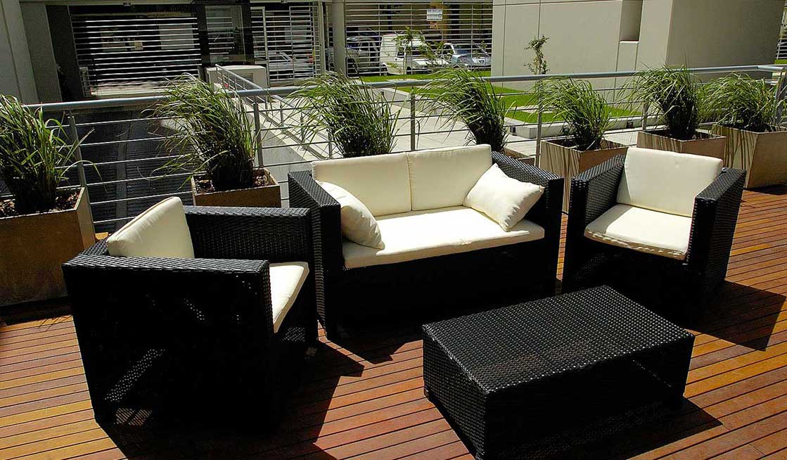 Spacious Studio in Five Star Building