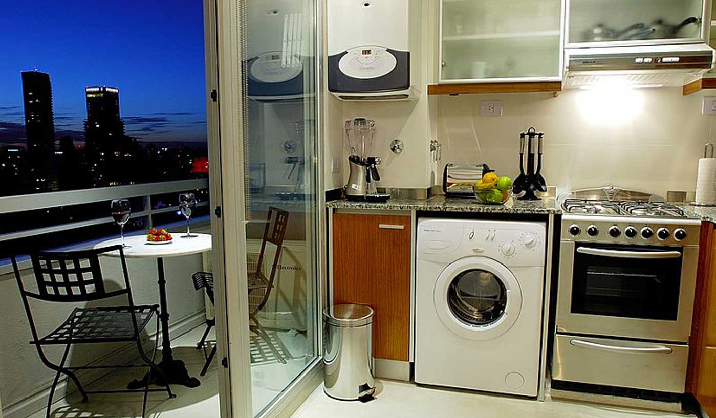 Spacious Studio in Five Star Building