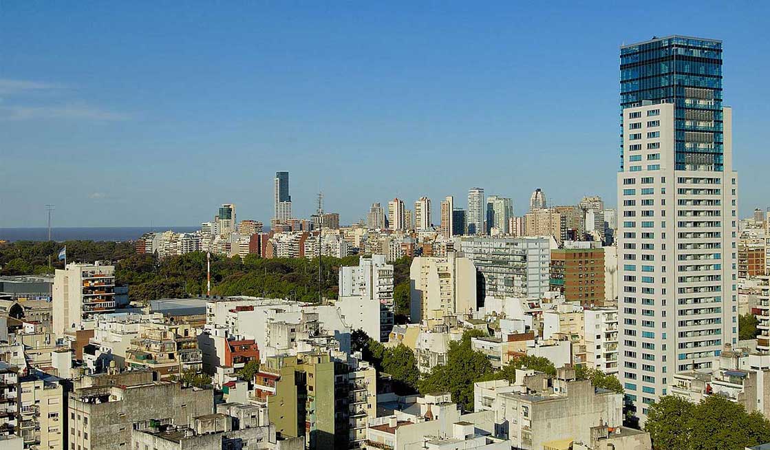 Spacious Studio in Five Star Building