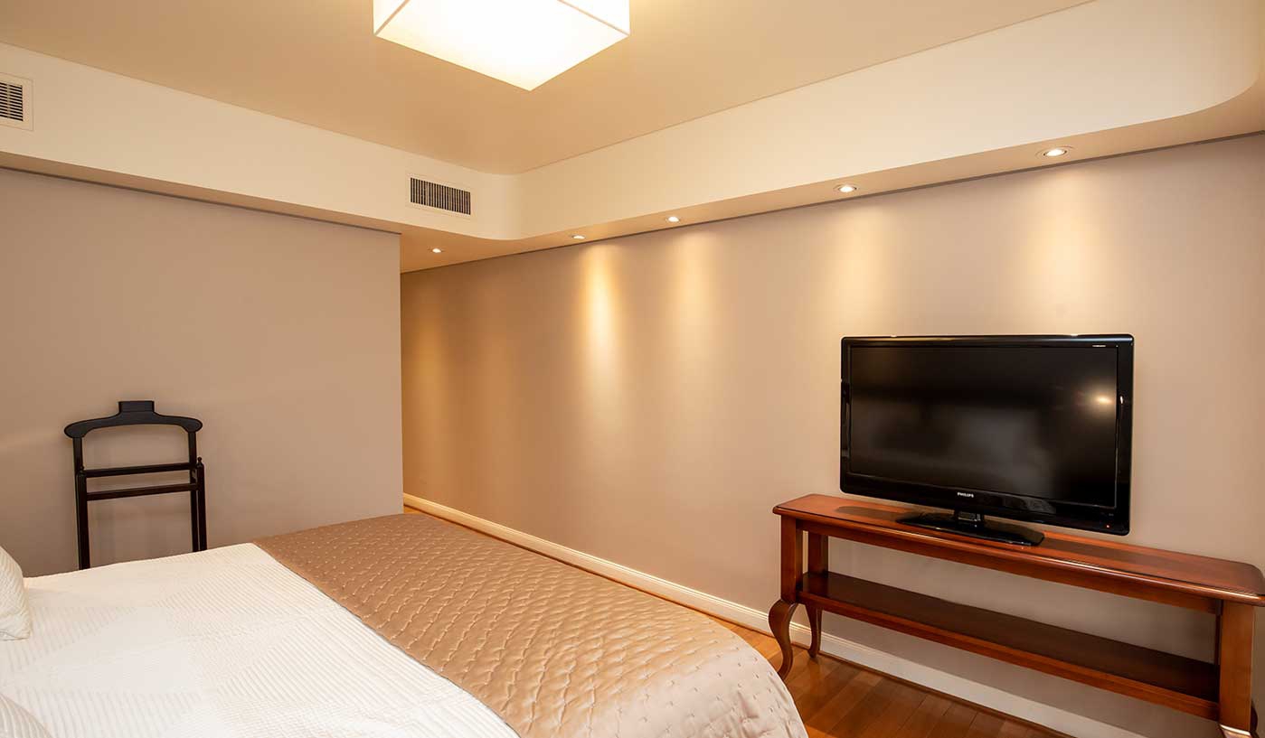 Luxury Three Bedroom Apartment in Exclusive Recoleta Location