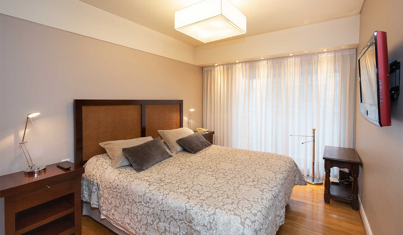 Luxury Three Bedroom Apartment in Exclusive Recoleta Location