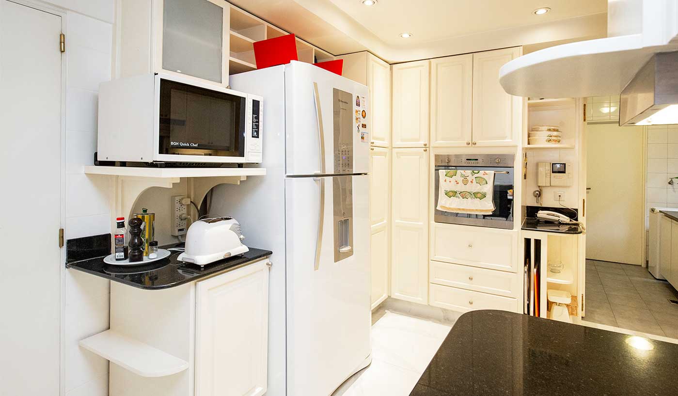 Luxury Three Bedroom Apartment in Exclusive Recoleta Location