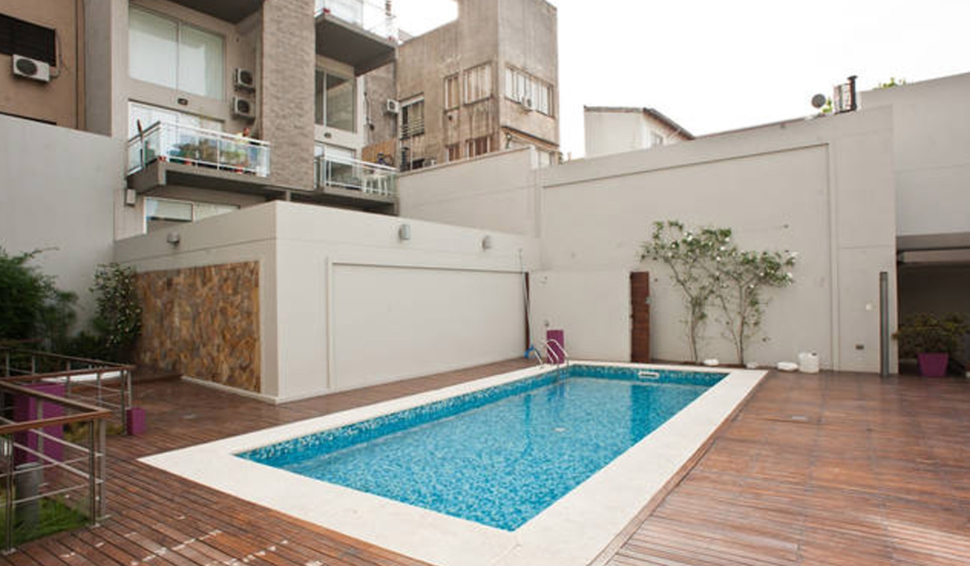 Three Storey Penthouse with Private Terrace, BBQ and Hot-Tub