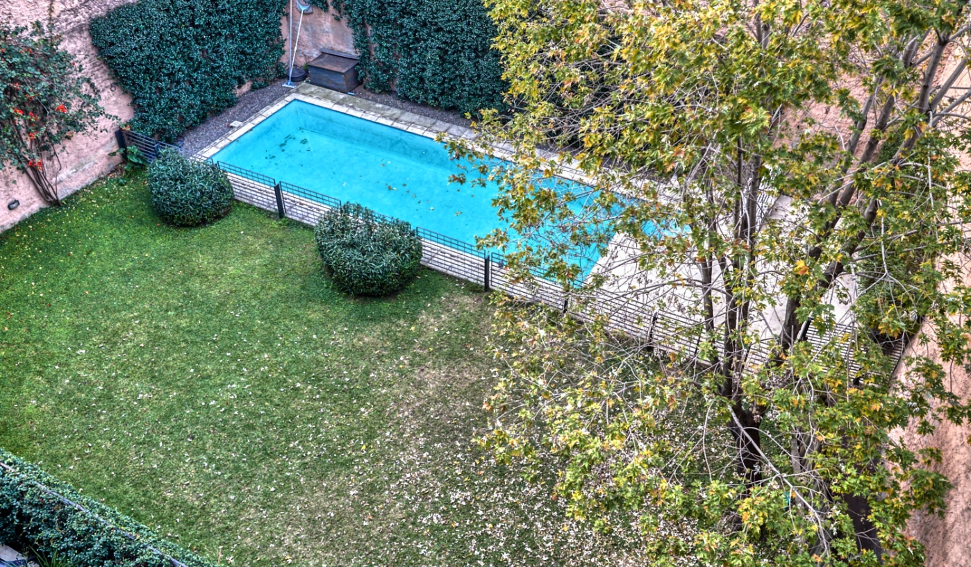 Amazing Two Storey Loft With Private Terrace, BBQ and Pool