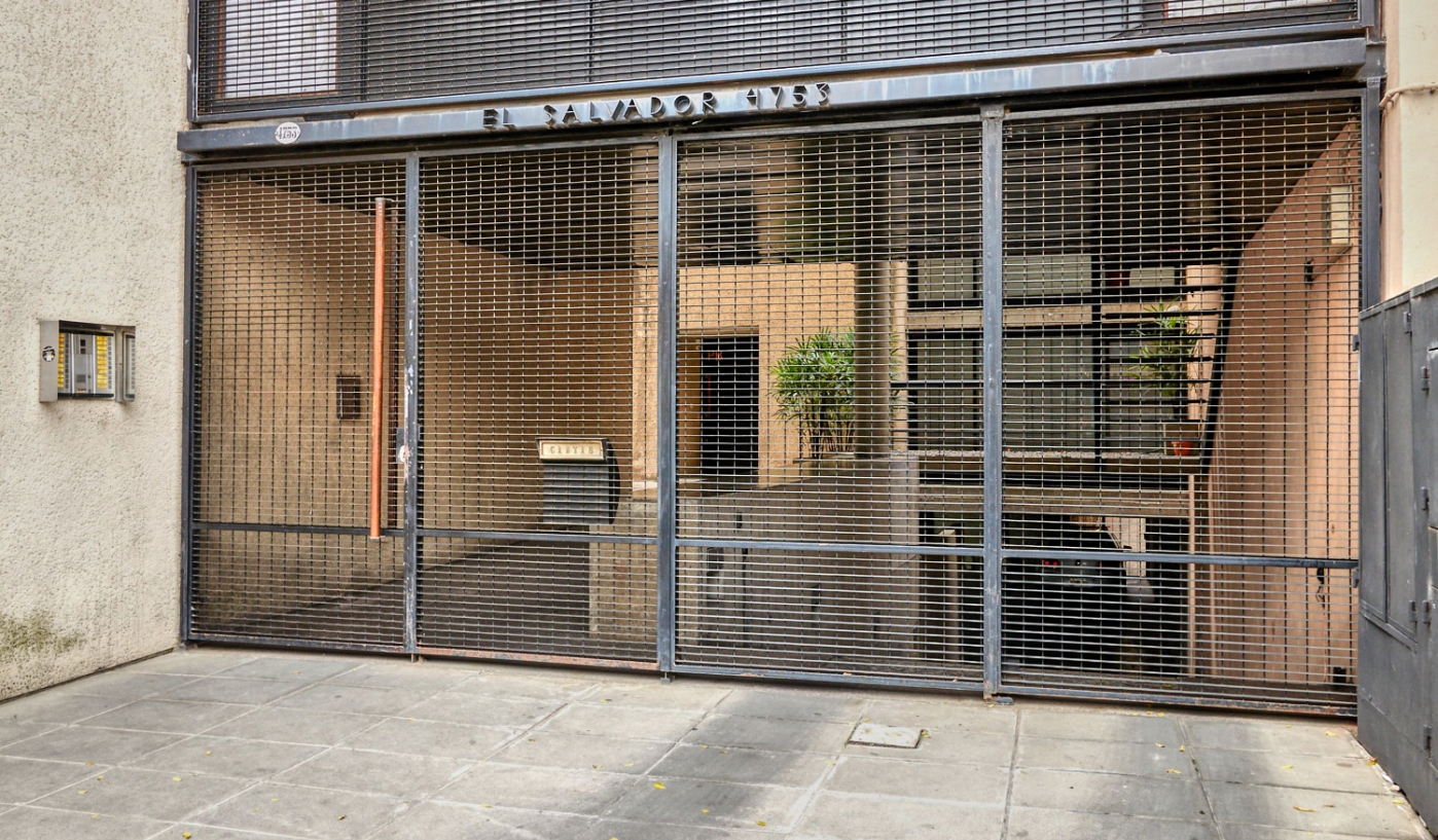 Amazing Two Storey Loft With Private Terrace, BBQ and Pool