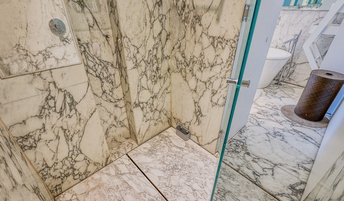 Luxurious One Bedroom Apartment in Fabulous Faena Hotel