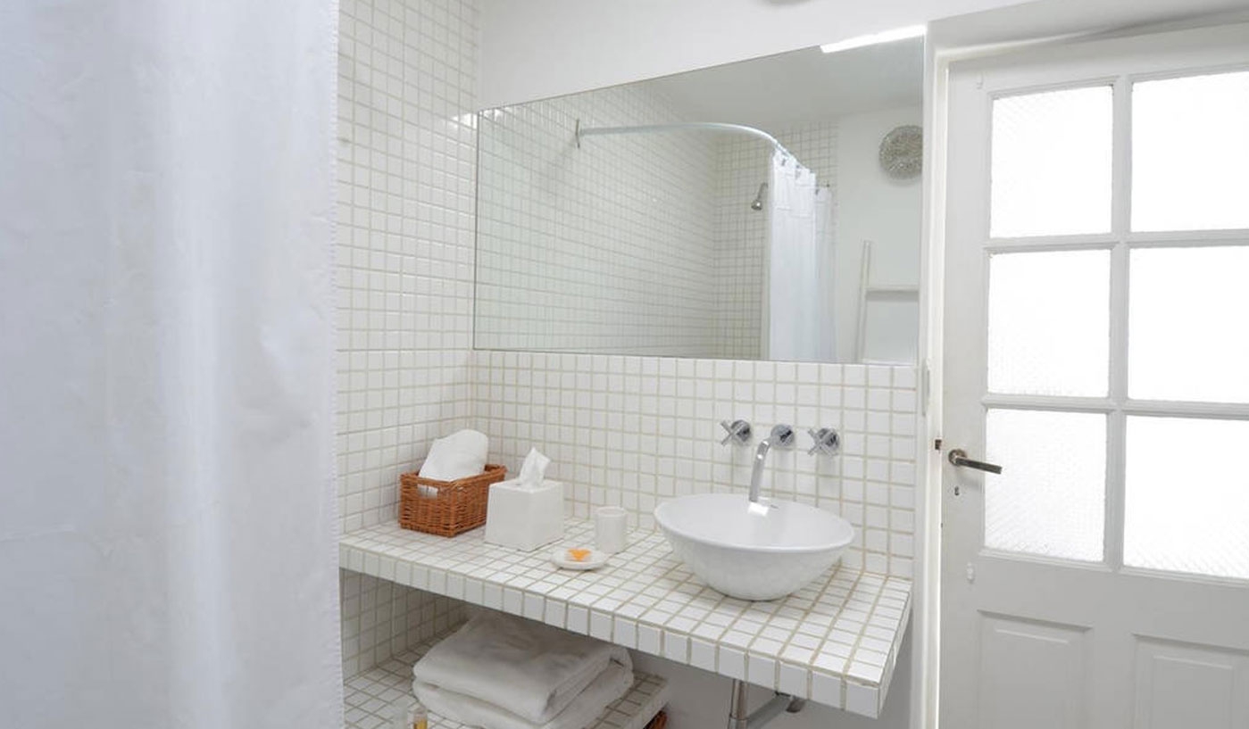 Individual Two Bedroom Lodge With Private Terrace and BBQ