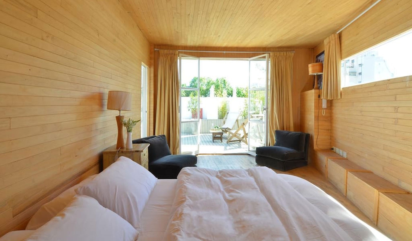 Individual Two Bedroom Lodge With Private Terrace and BBQ