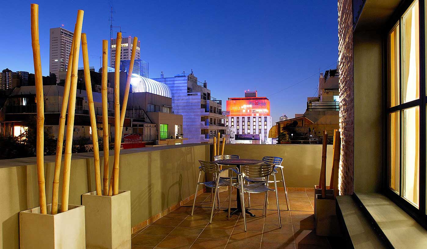 Contemporary Meets Industrial in 2 Bedroom Penthouse Loft