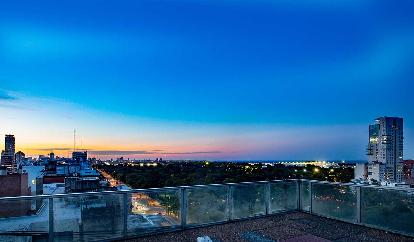 Hip One Bedroom Apartment with Amazing Views