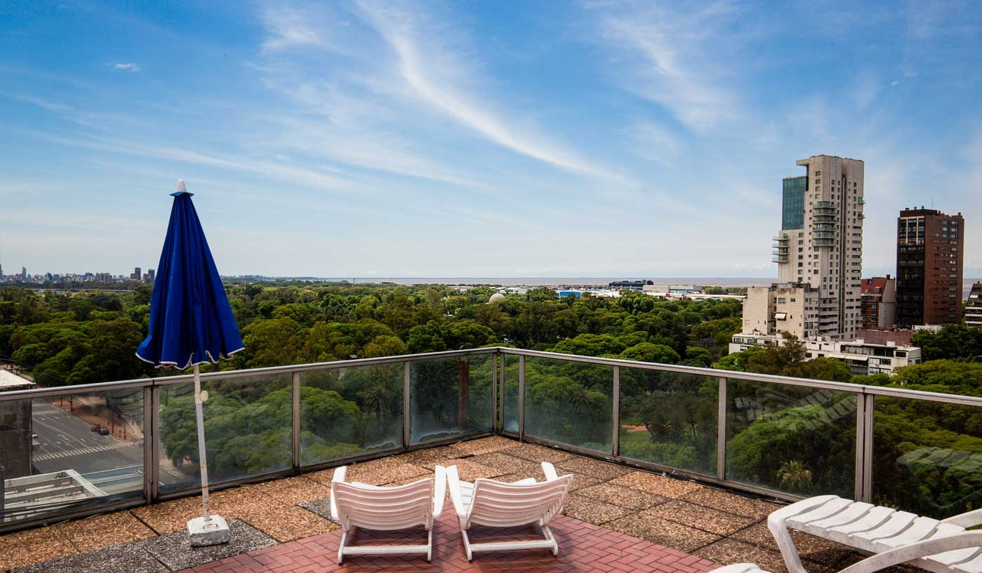 Hip One Bedroom Apartment with Amazing Views