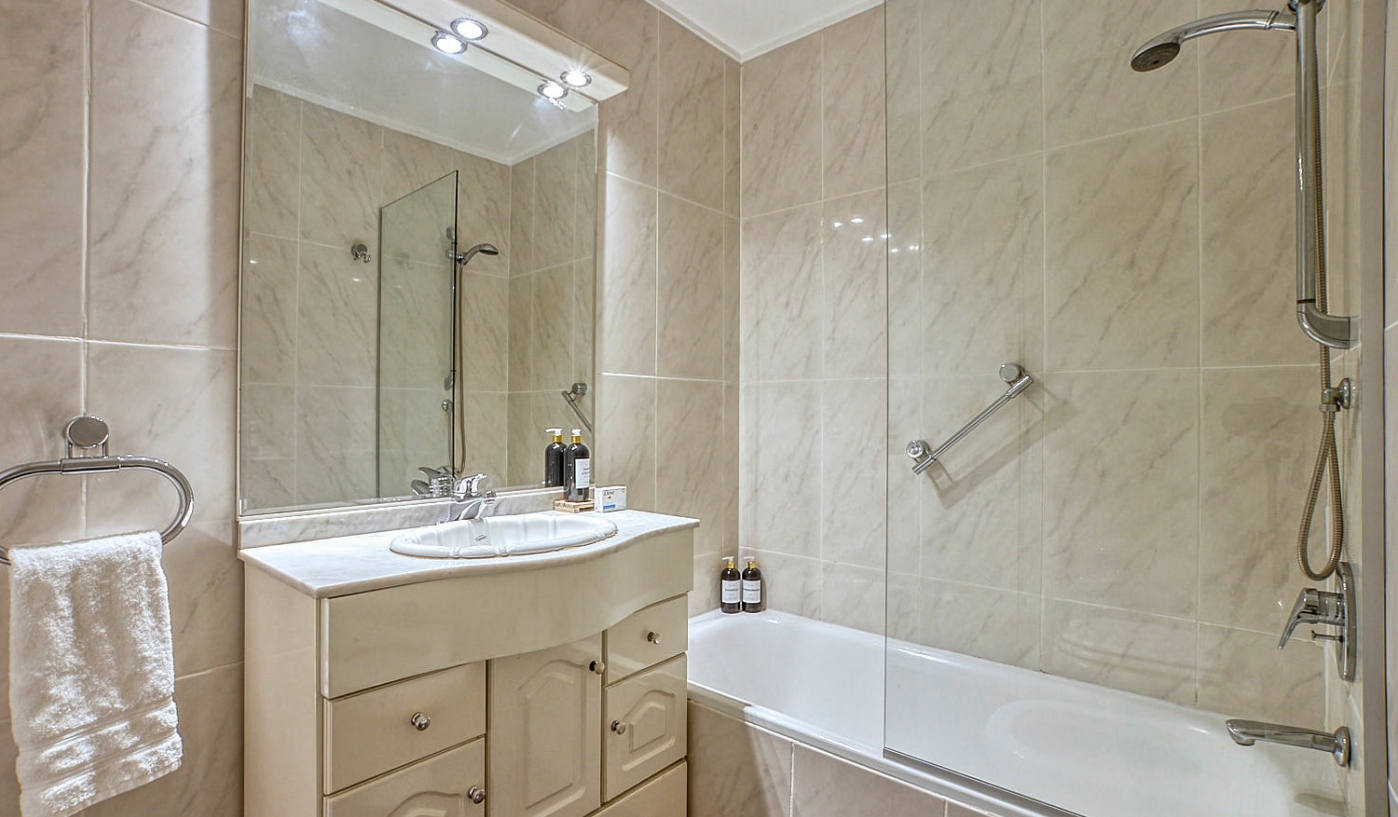 Exclusive One Bedroom Apartment on Libertador Ave. with Amazing Views and Rooftop Pool