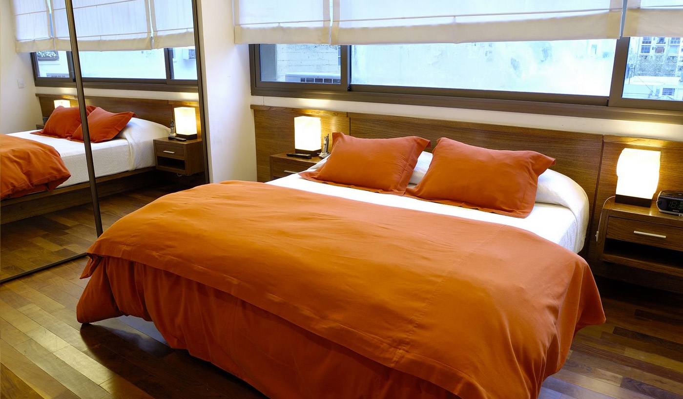 Individual Two Bedroom Two Storey Apartment in Superb Recoleta Location