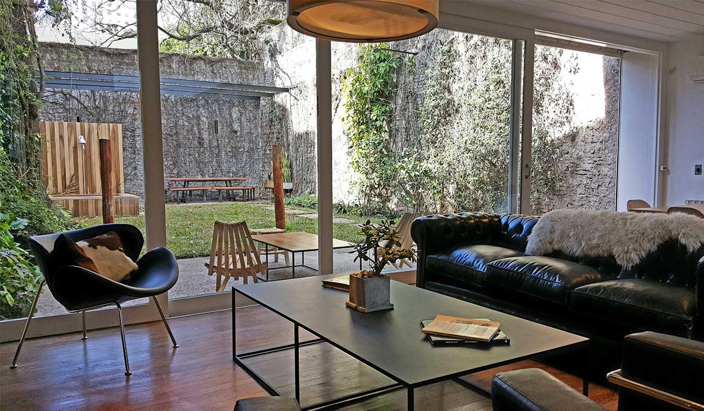 Nordic Inspired 4 Bedroom Contemporary House with Private Garden and BBQ