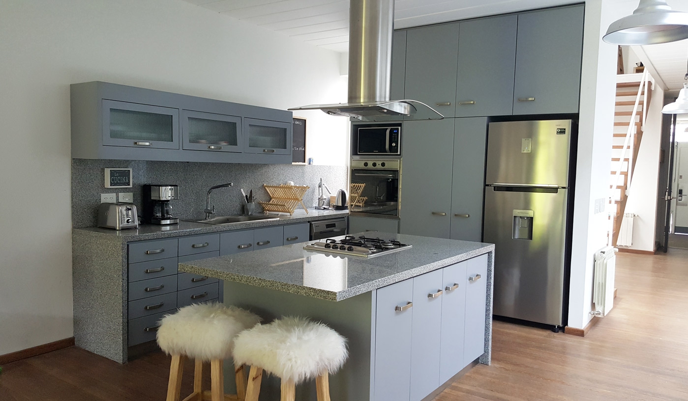 Nordic Inspired 4 Bedroom Contemporary House with Private Garden and BBQ