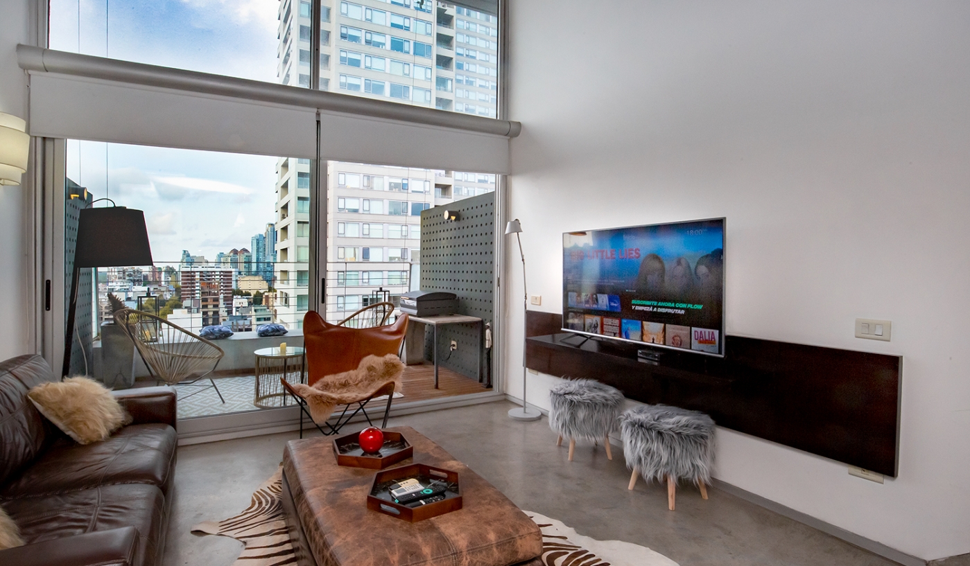 One Bedroom Stylish Duplex in Palermo Hollywood with Rooftop Pool