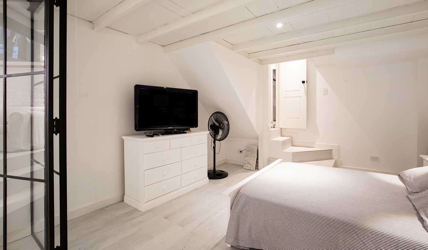 Unique Two Bedroom Apartment in Classic Building