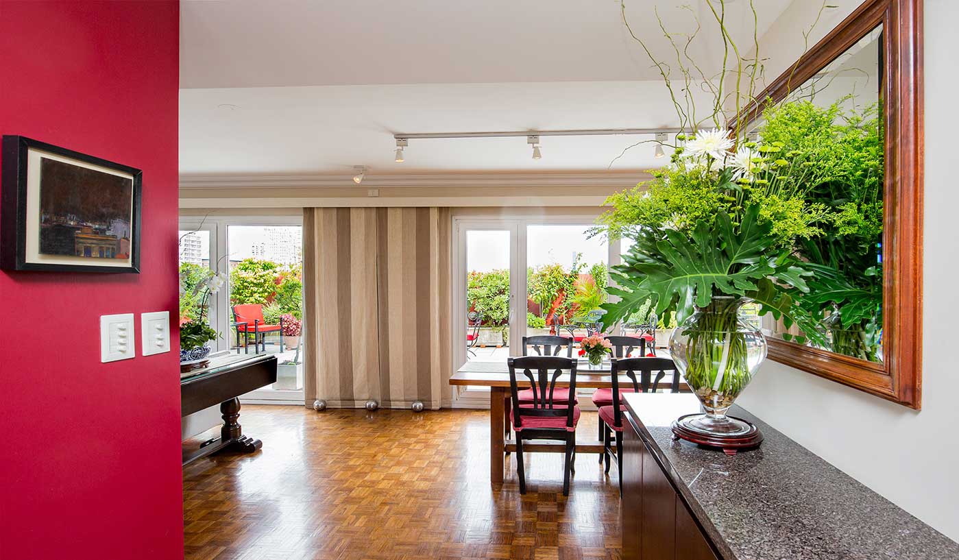 Impressive Three Bedroom Penthouse with BBQ in Prime Recoleta Location