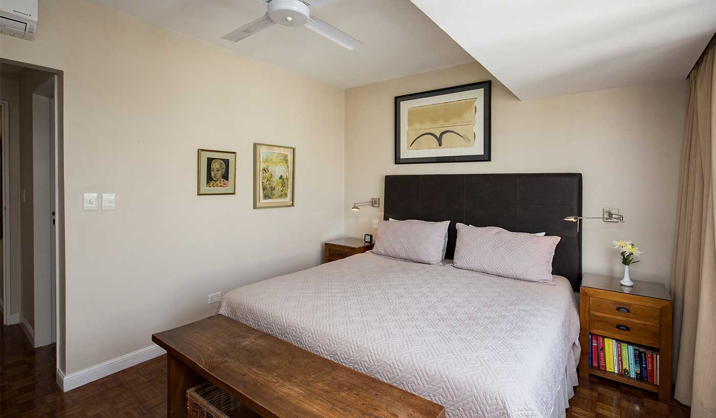 Impressive Three Bedroom Penthouse with BBQ in Prime Recoleta Location