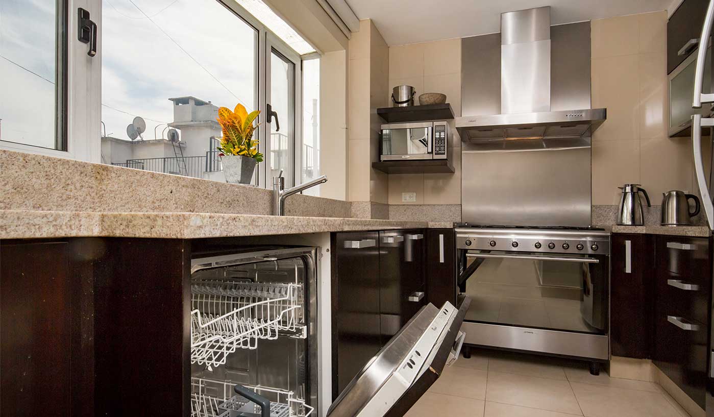 Impressive Three Bedroom Penthouse with BBQ in Prime Recoleta Location