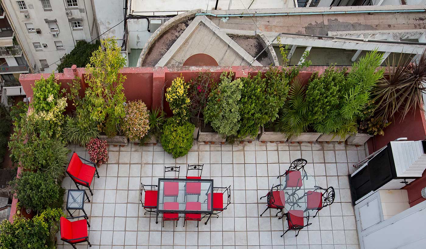 Impressive Three Bedroom Penthouse with BBQ in Prime Recoleta Location