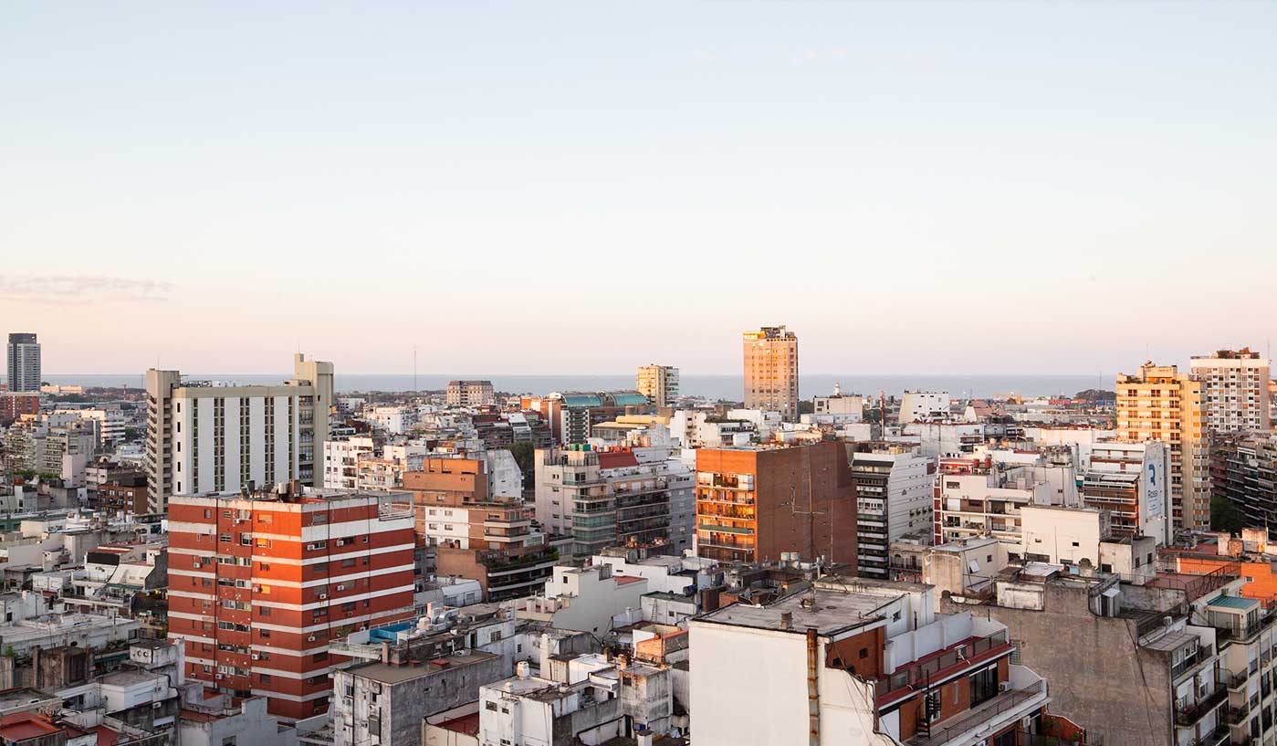 Fantastic Two Bedroom in 21st Floor with Stunning Views