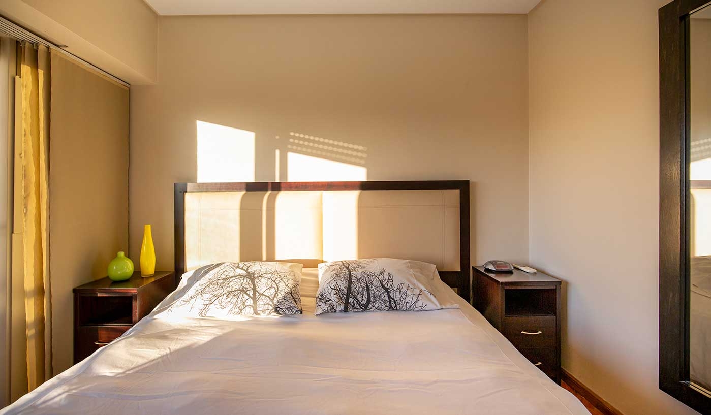 Fantastic Two Bedroom in 21st Floor with Stunning Views