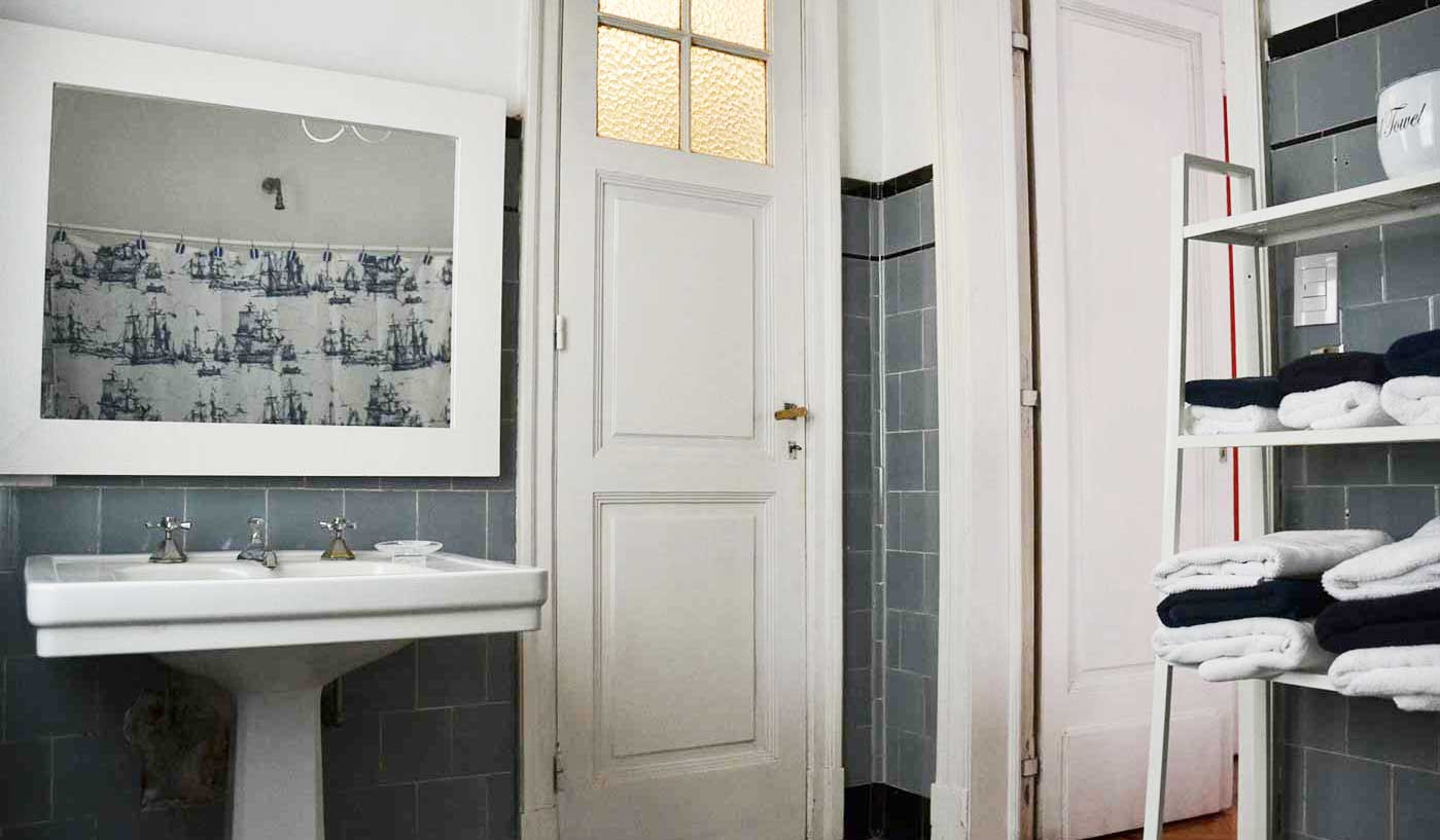 Grand Five Bedroom French Style Apartment in Central Recoleta