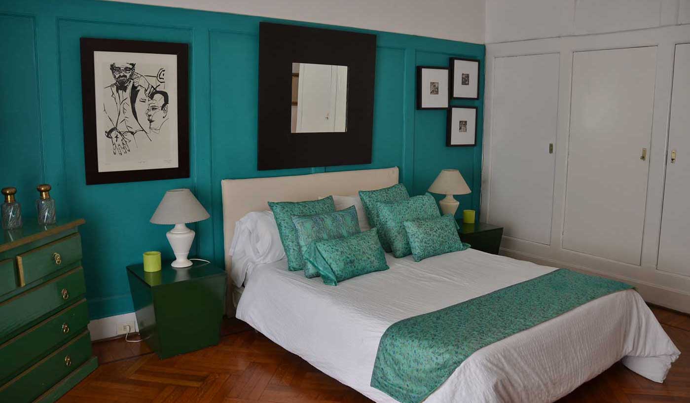 Grand Five Bedroom French Style Apartment in Central Recoleta