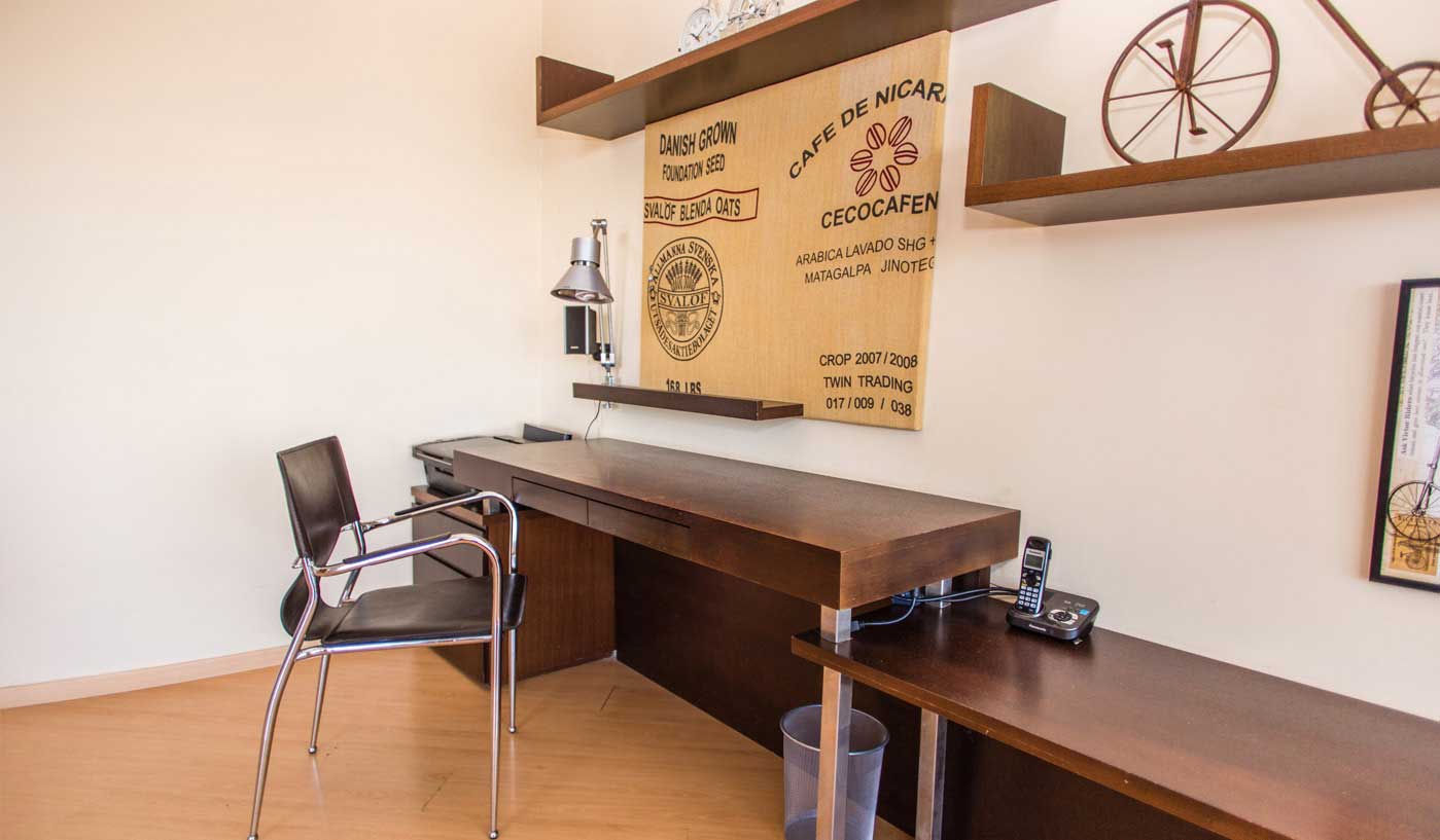 Superb 3 Bedroom Luxury Apartment with Impressive Views