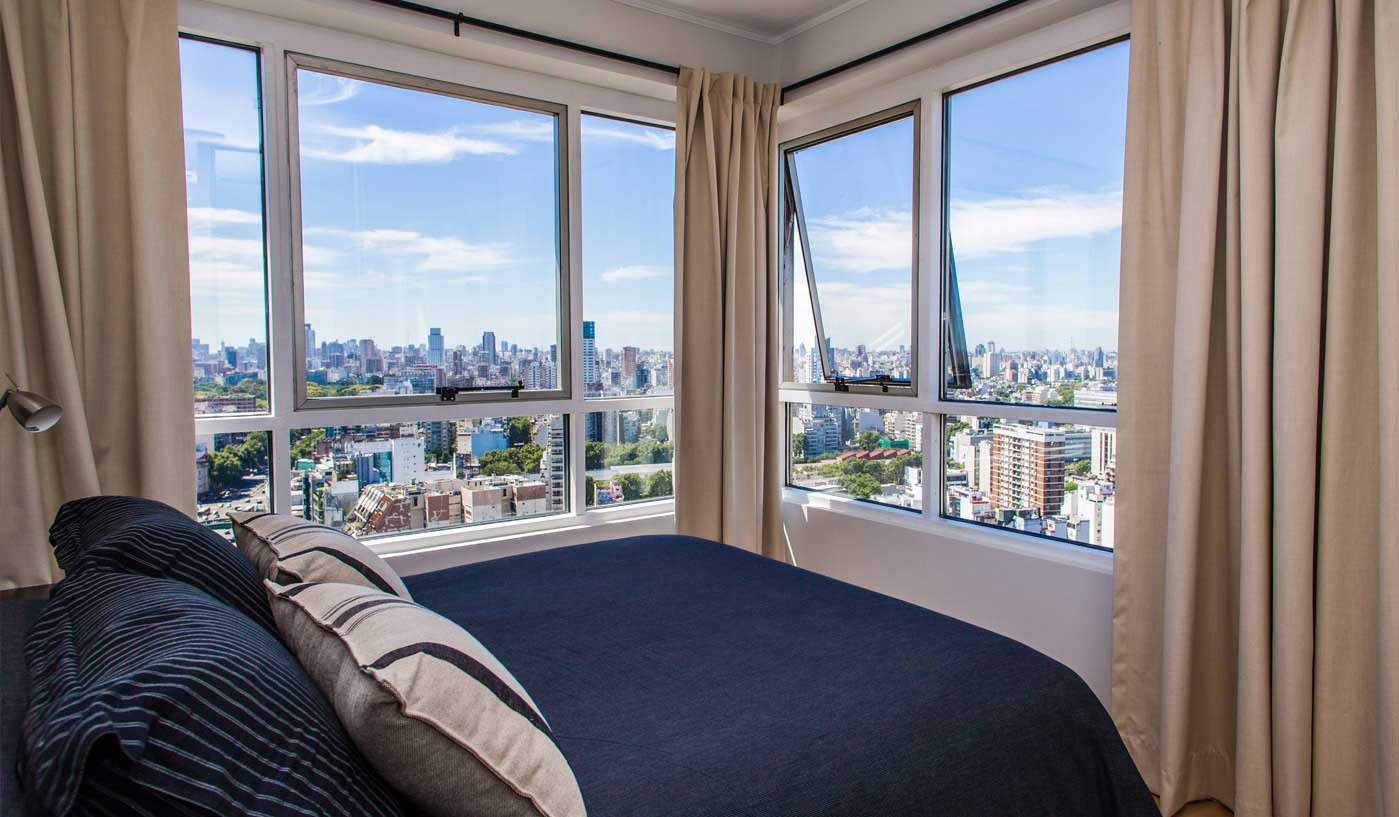 Superb 3 Bedroom Luxury Apartment with Impressive Views