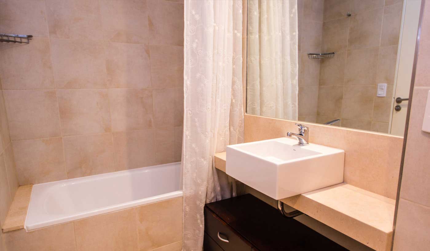 Superb 3 Bedroom Luxury Apartment with Impressive Views