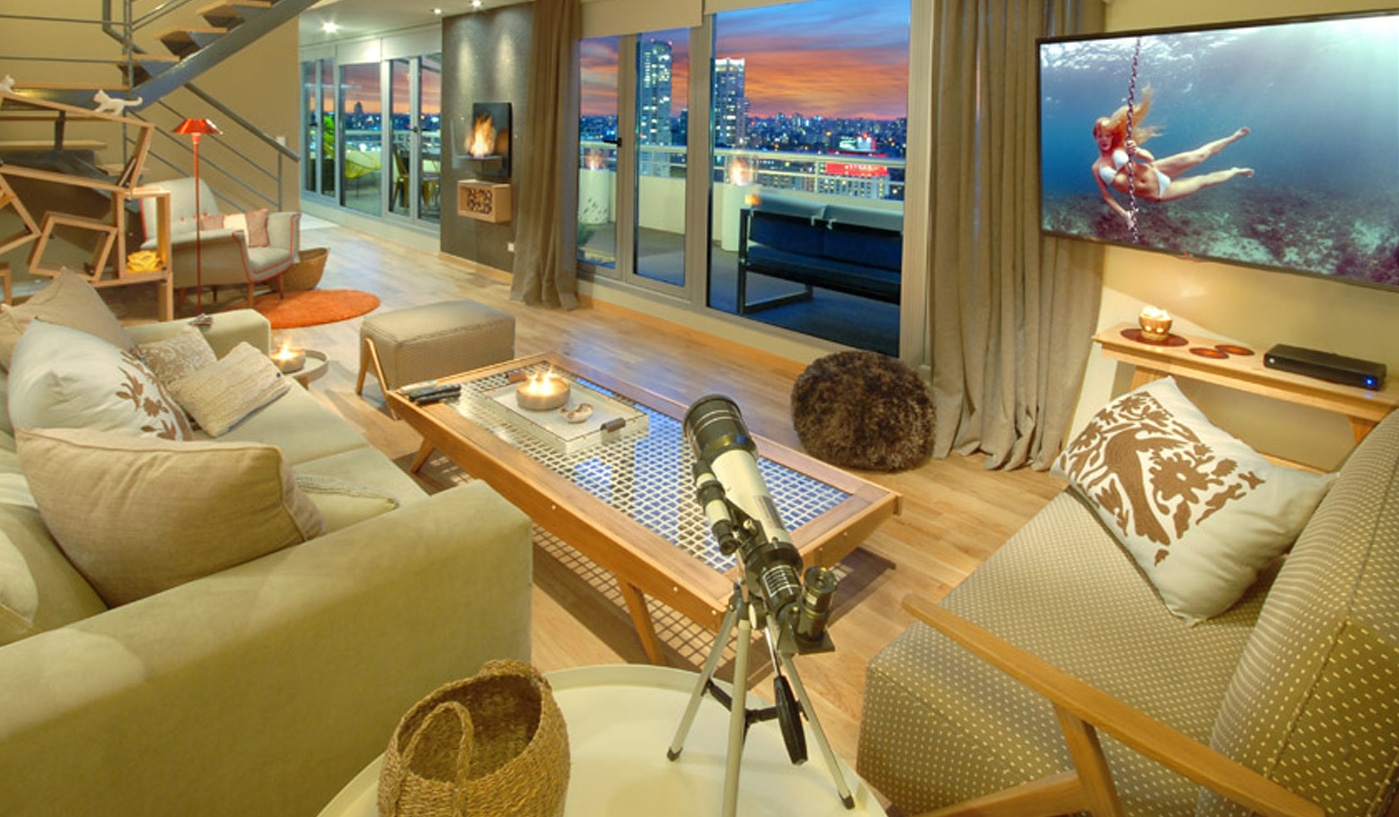 Impressive Two Bedroom Apartment with Amazing Views