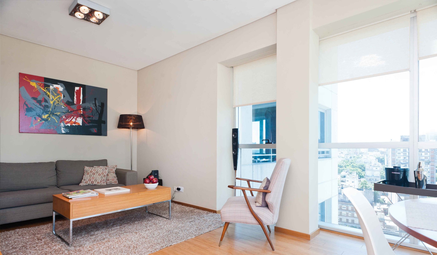 Sparkling One Bedroom Apartment in Five Star Building