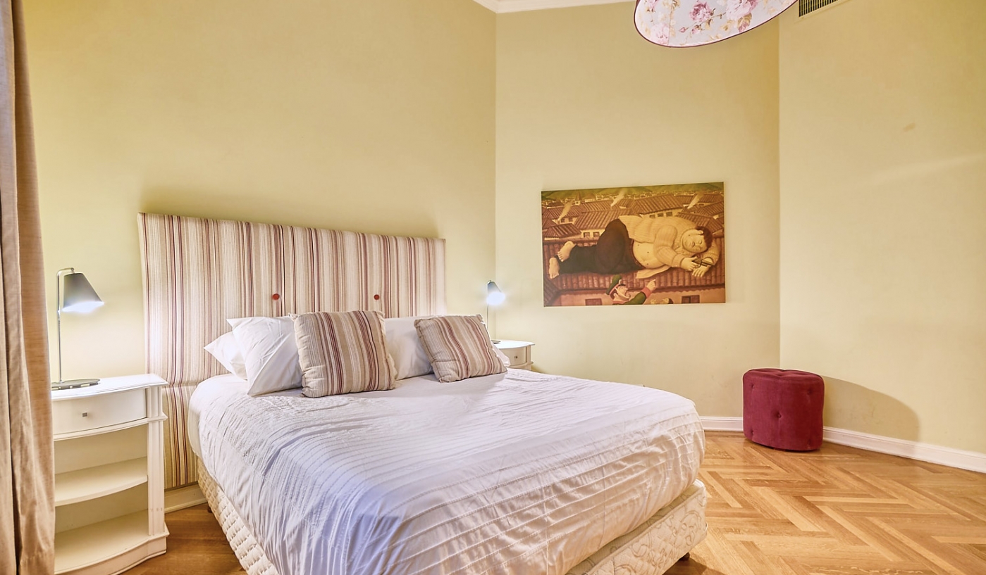 Impressive Five Bedroom Apartment in Chic Recoleta