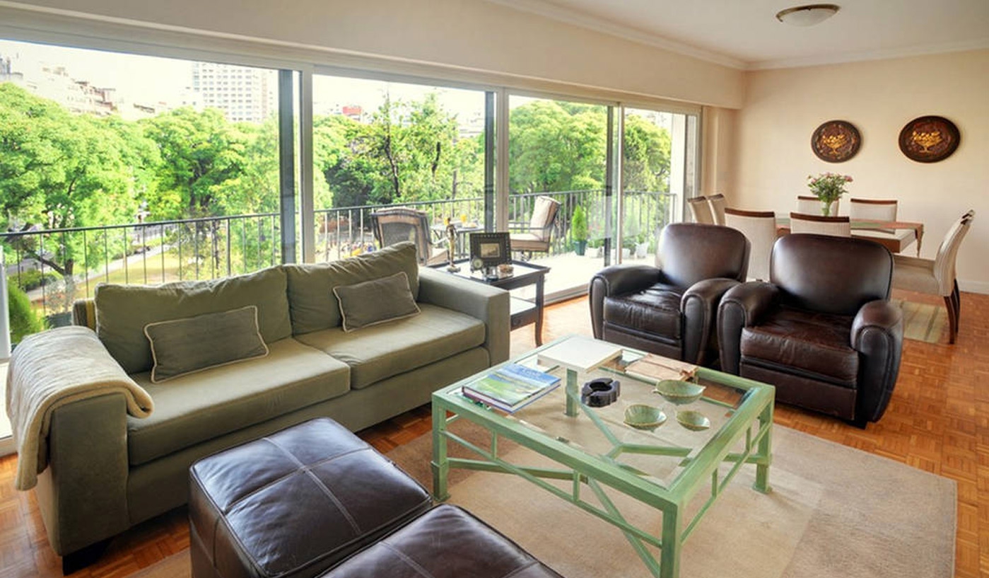 Luxury Two Bedroom Apartment With a View in the Heart of Recoleta