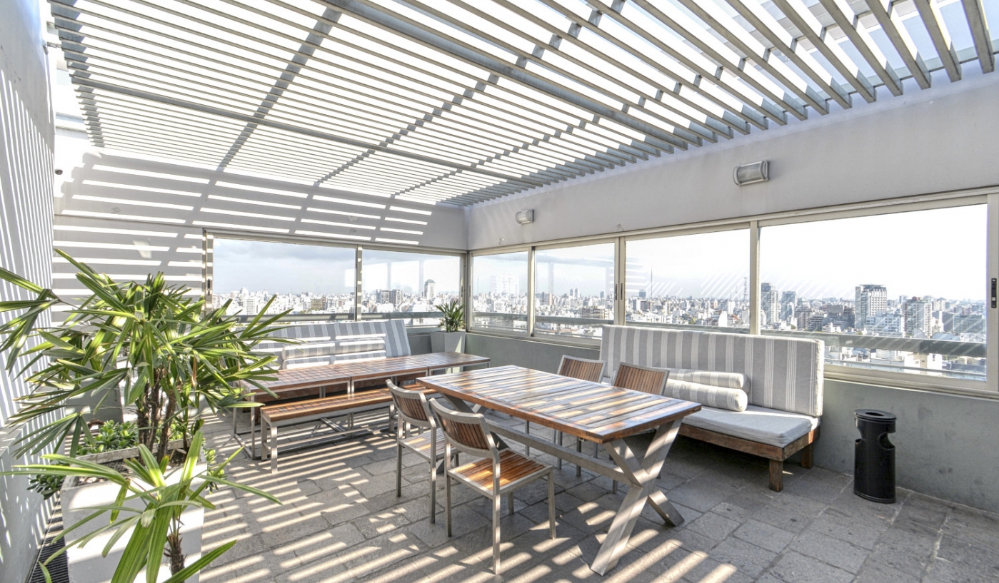 Sky High Views in One Bedroom Apartment with Pool, Gym and Sauna