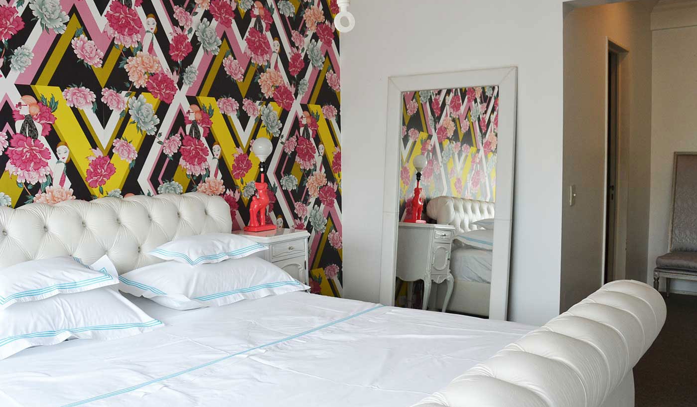 Funky Three Bedroom Penthouse with Private Terrace, BBQ and Pool