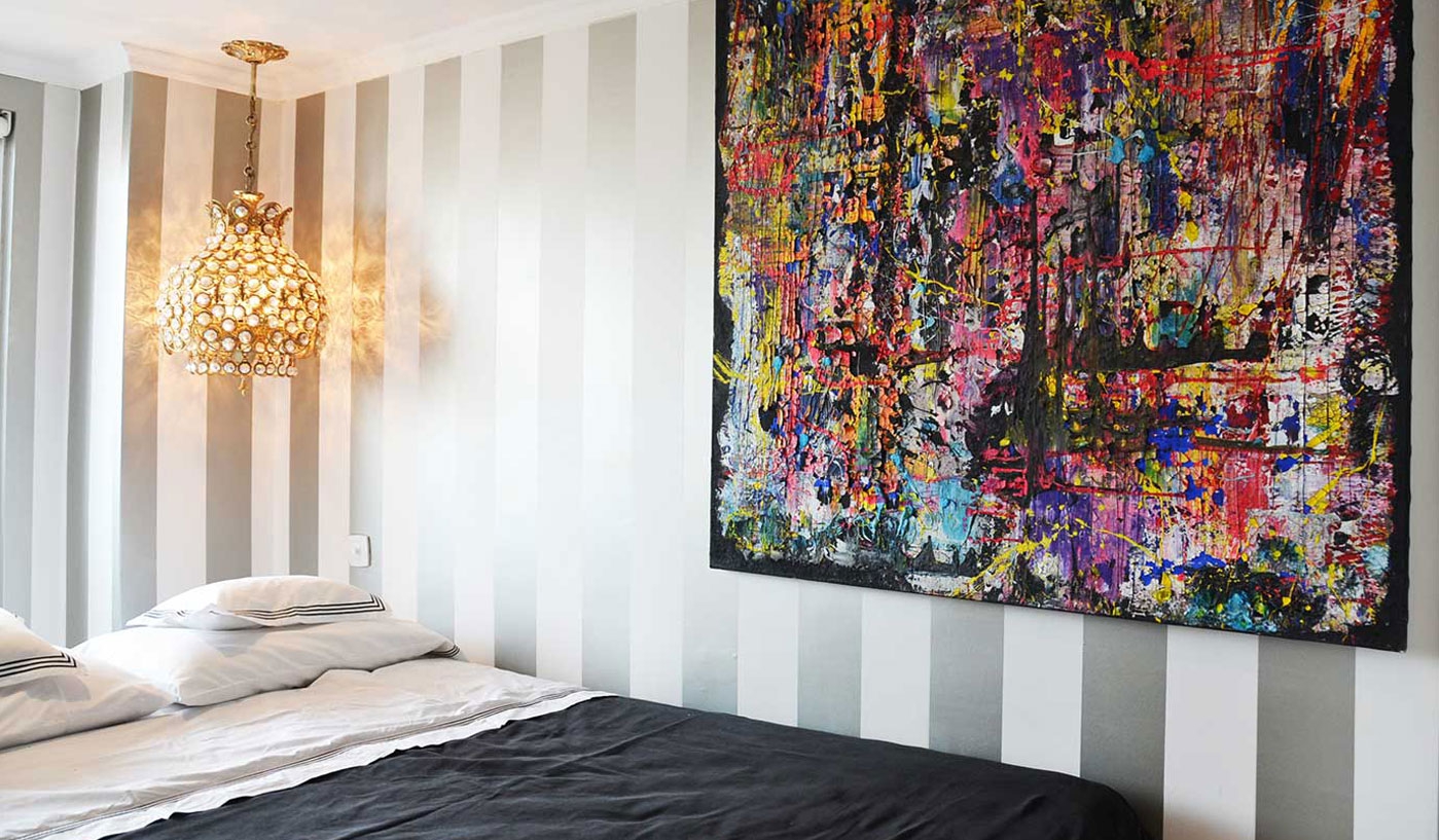 Funky Three Bedroom Penthouse with Private Terrace, BBQ and Pool