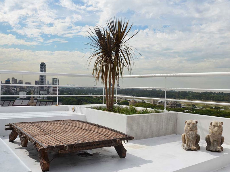 Funky Three Bedroom Penthouse with Private Terrace, BBQ and Pool